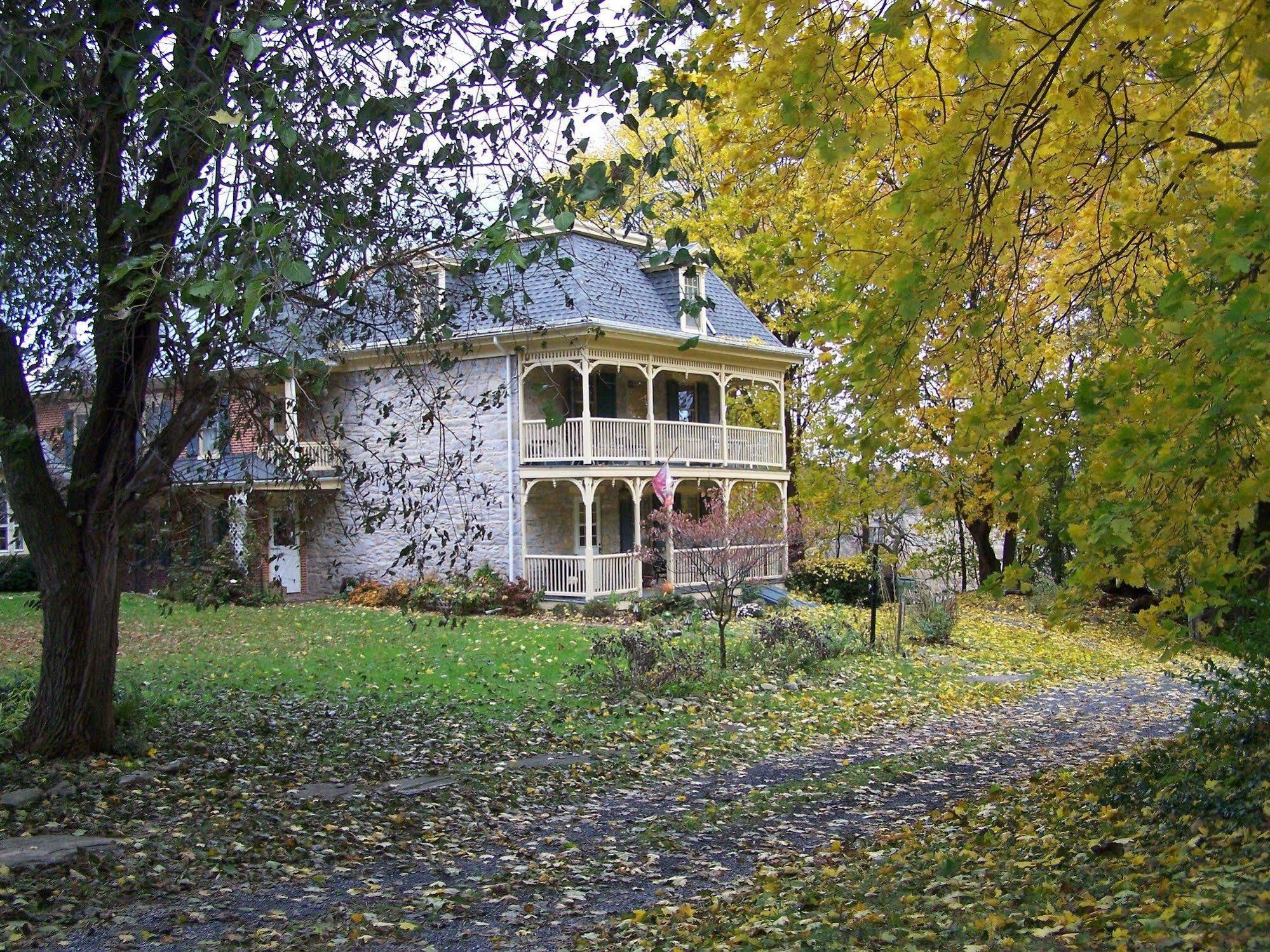 Fallen Tree Farm Bed And Breakfast Carlisle Eksteriør bilde